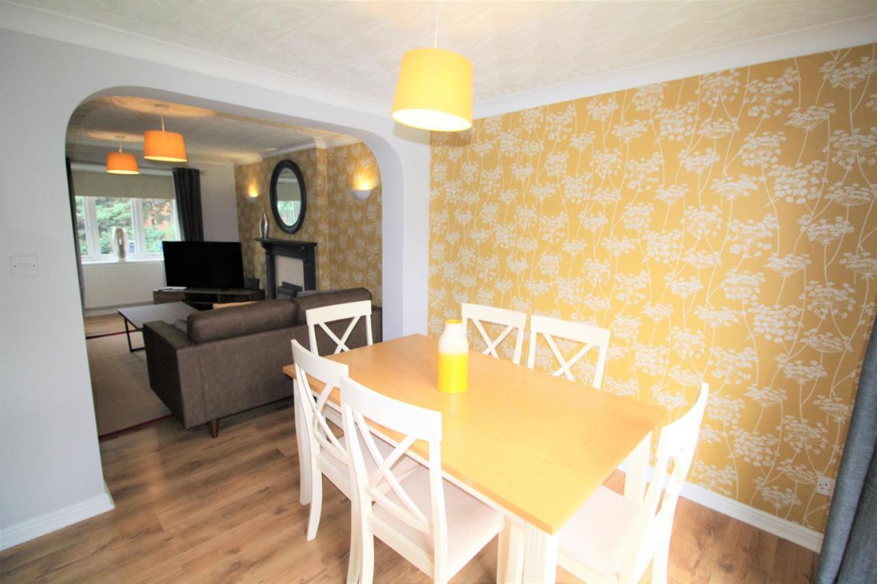 Doncaster - Warmsworth - Great Customer Feedback - 3 Bed Detached House - Private Garden & Parking Plus Garage - Quiet Cul De Sac Location - Dog Friendly - Fast Wifi - Close To Motorway Access Exteriör bild