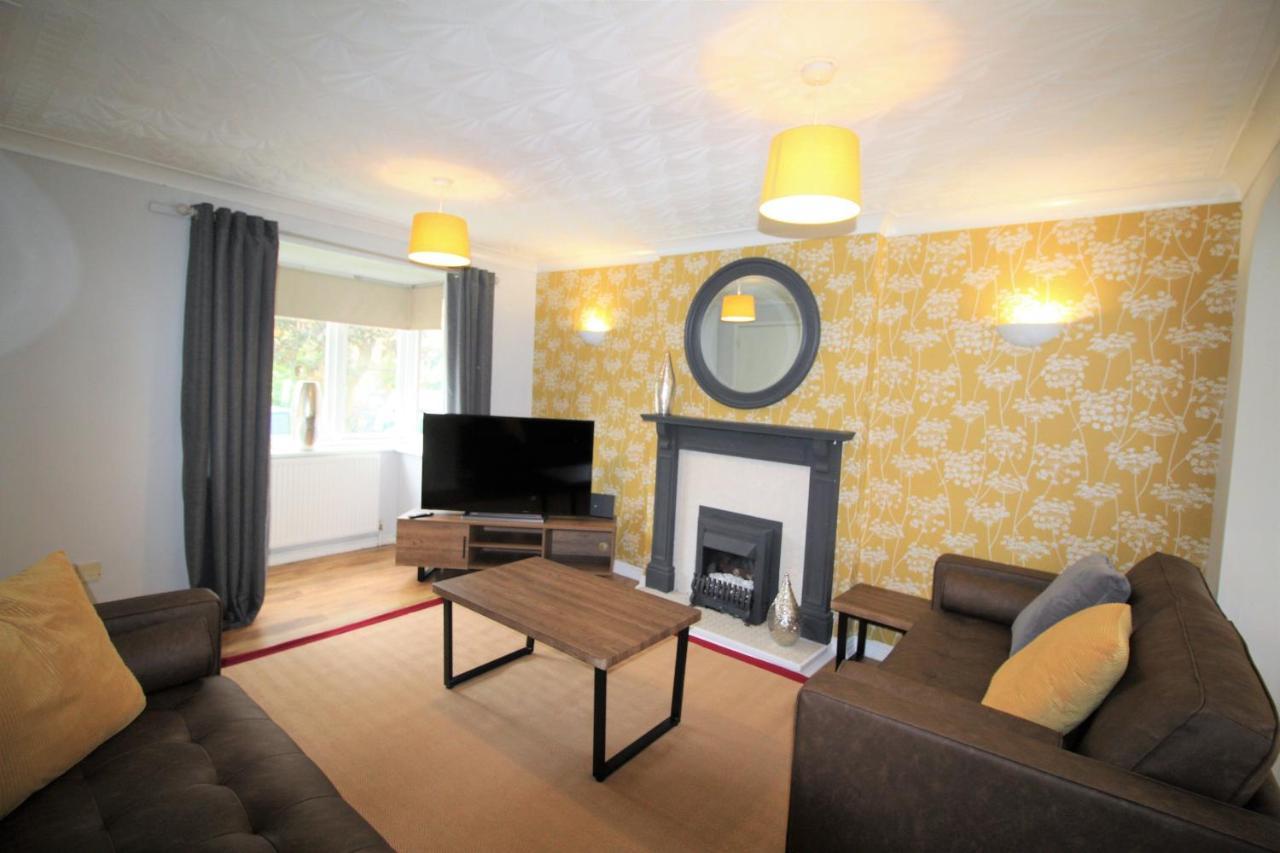Doncaster - Warmsworth - Great Customer Feedback - 3 Bed Detached House - Private Garden & Parking Plus Garage - Quiet Cul De Sac Location - Dog Friendly - Fast Wifi - Close To Motorway Access Exteriör bild