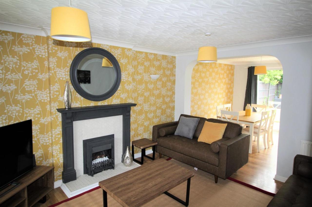 Doncaster - Warmsworth - Great Customer Feedback - 3 Bed Detached House - Private Garden & Parking Plus Garage - Quiet Cul De Sac Location - Dog Friendly - Fast Wifi - Close To Motorway Access Exteriör bild